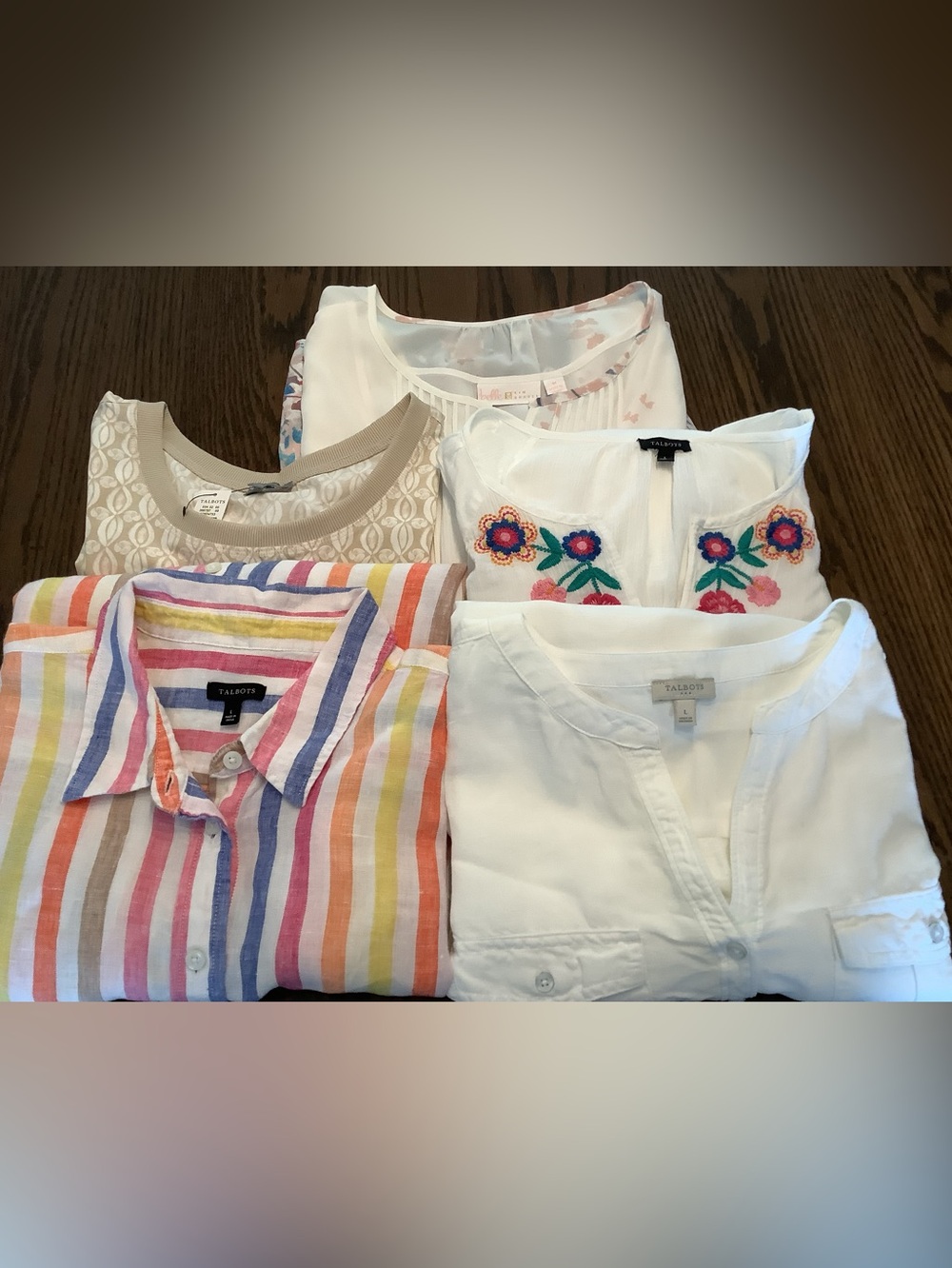 MINT 5 WOMEN’S BLOUSES!  4 LARGE TALBOTS, 1 MED KIM GRAVEL